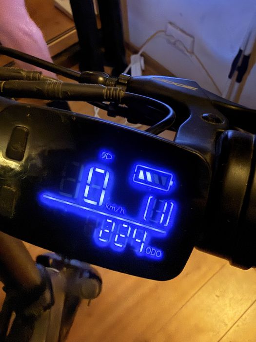 Bicicleta electrica full carbon
