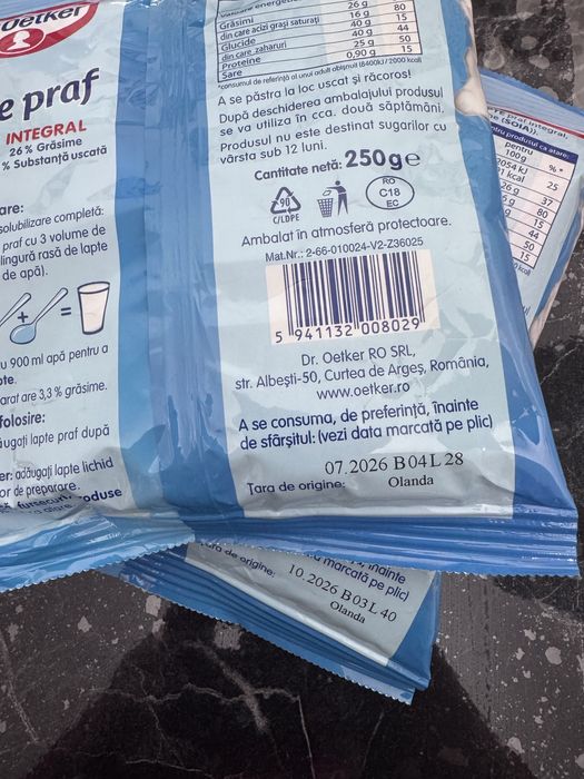 8 x lapte praf Dr. Oetker