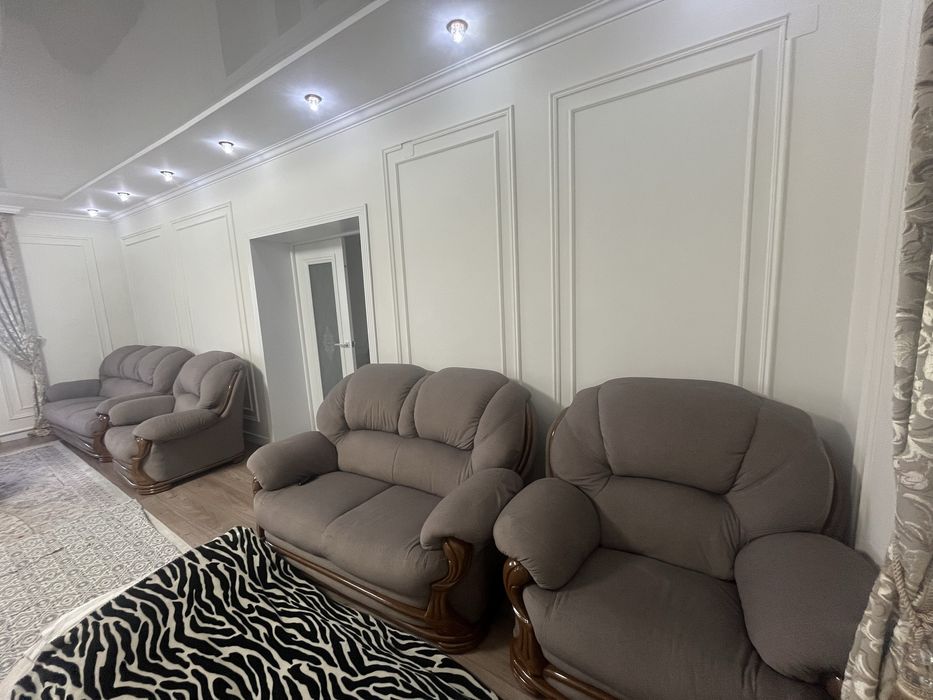 Продам диван комплект