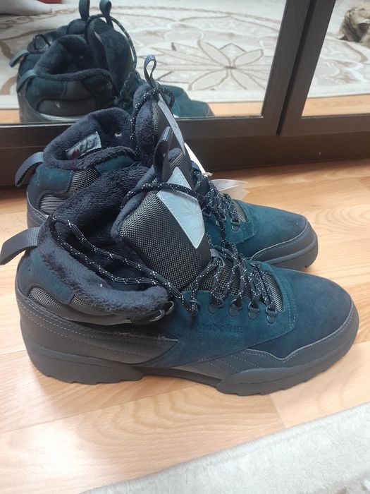 Продам Новые Кроссовки