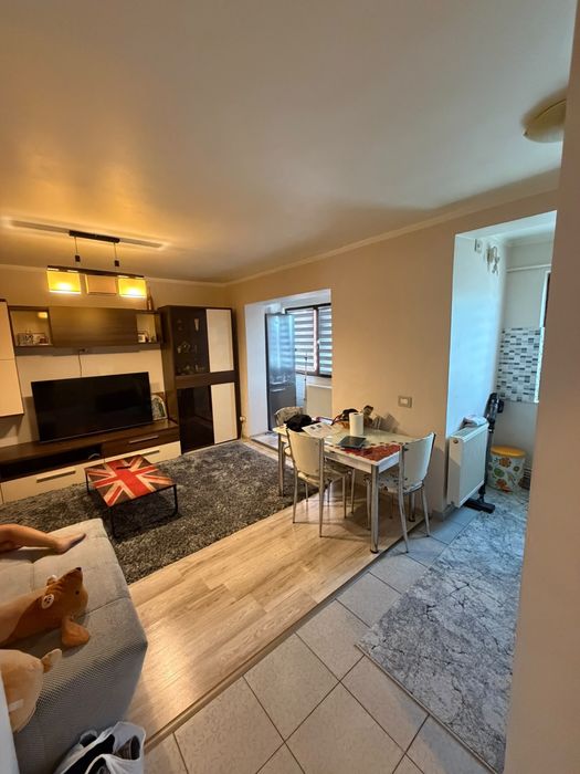 Vand apartament 2 camere