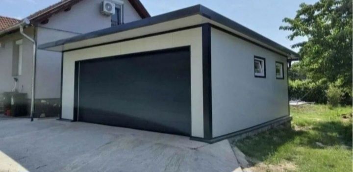 Garaje auto pe structura metalica învelite cu panouri Sandwich termoiz