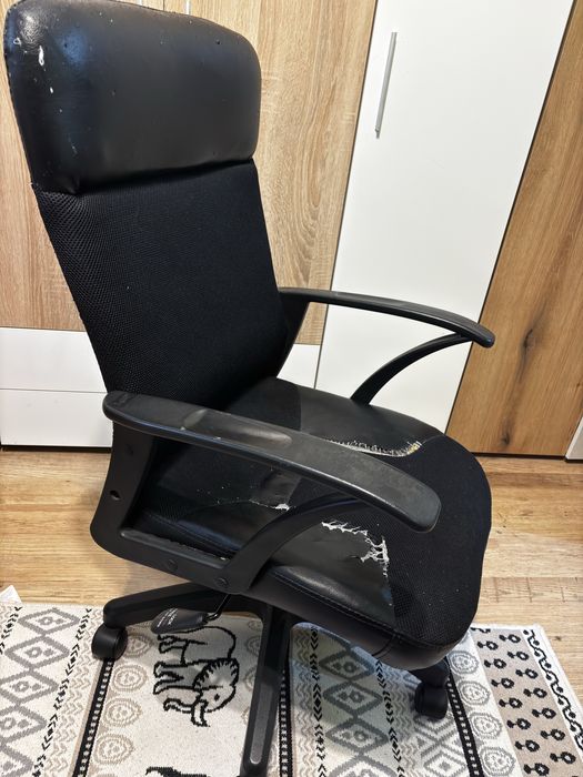 Голям офис стол - забележка