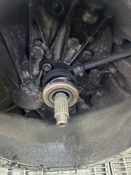 Cutie de viteze Nissan Juke 1.5 Dci 2010 - 2014 110CP Manuala 6 Trepte K9K Euro5 (1434) ...