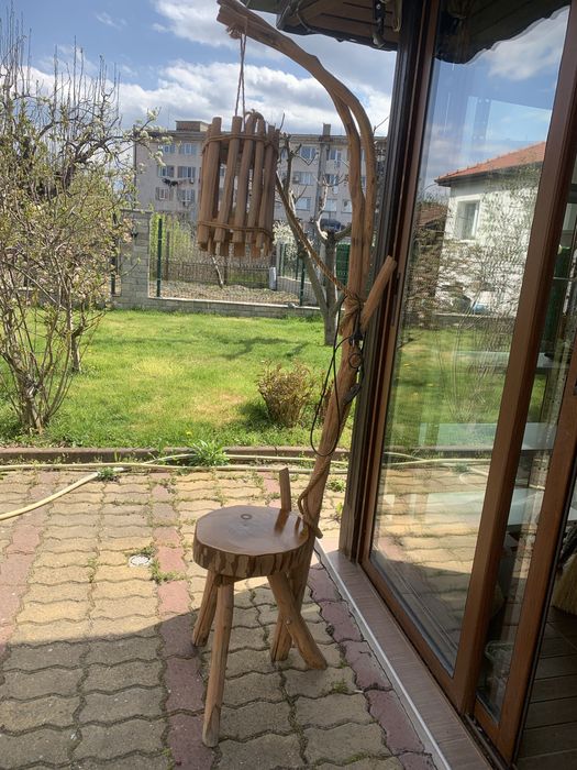 Дизайнерска нощна лампа от масивно дърво