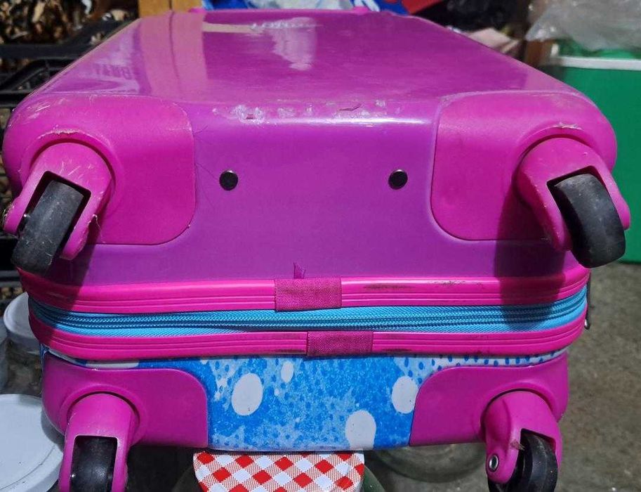 Troller geamantan pentru calatorii, Soy Luna, Good Times