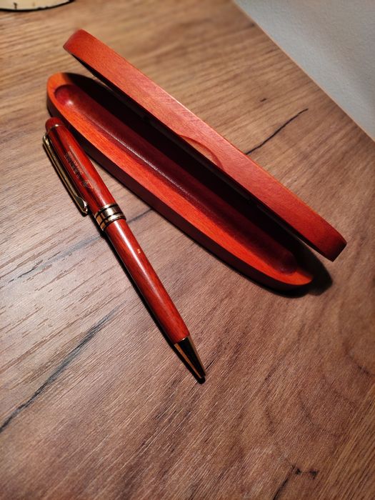 Ручка с футляром