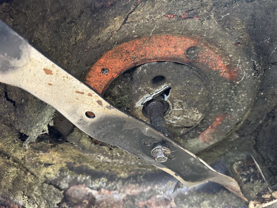 Husqvarna LC153 pentru piese