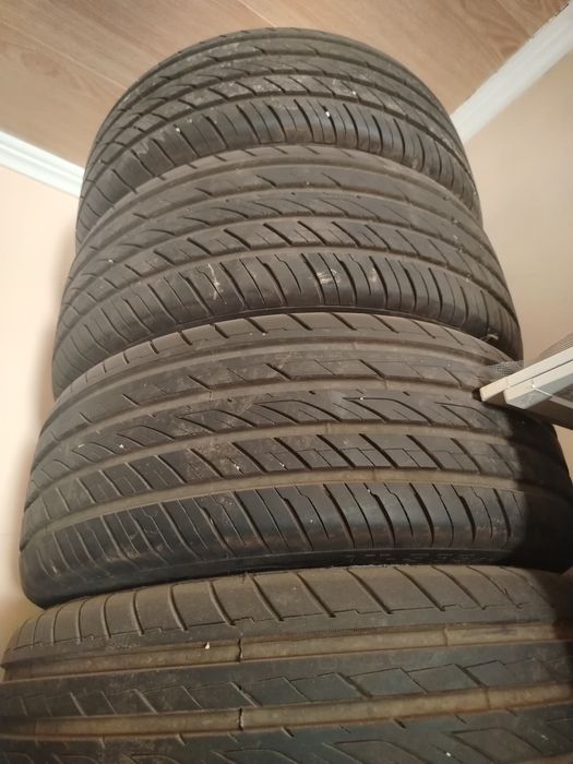 Продам новые шины Р 18