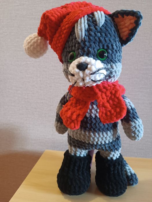 Игрушка Котёнок ручной вязки