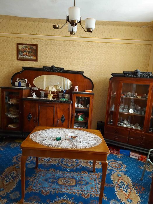 Casa individuala, zona linistita, centrala , curte mare, beci - Zona 1