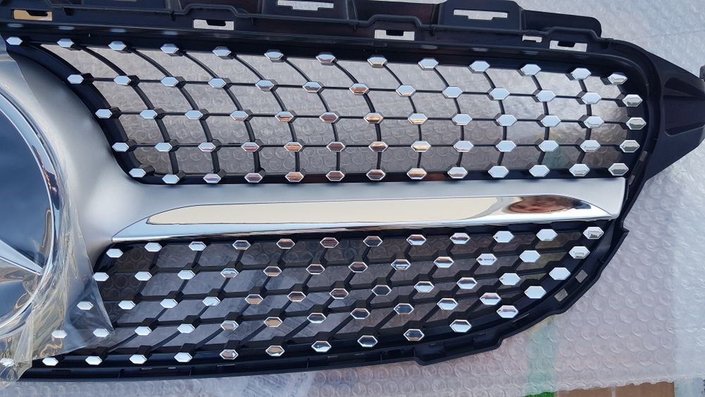 Диамантена Решетка за Мерцедес С класа  W205