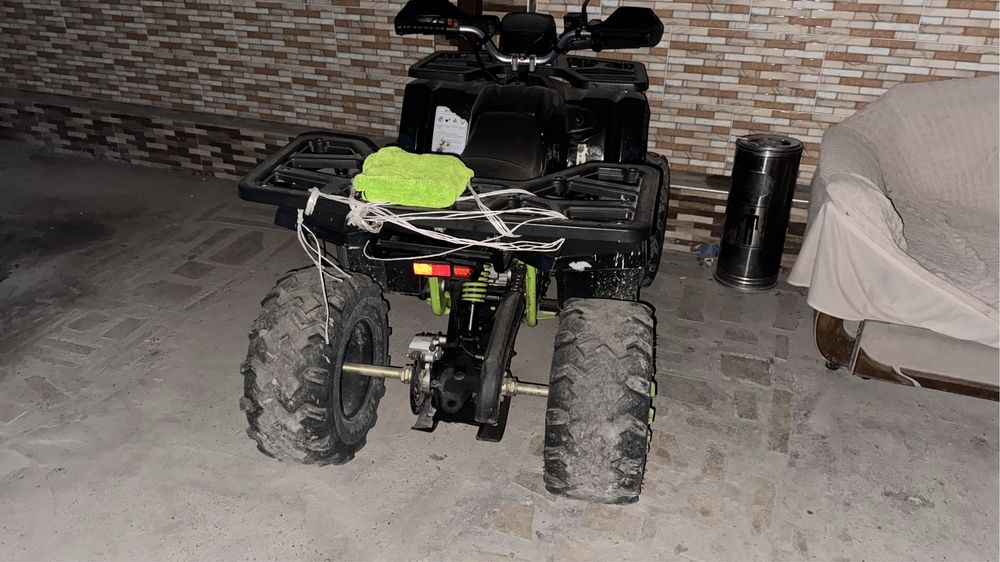 Продаю квадроцикл