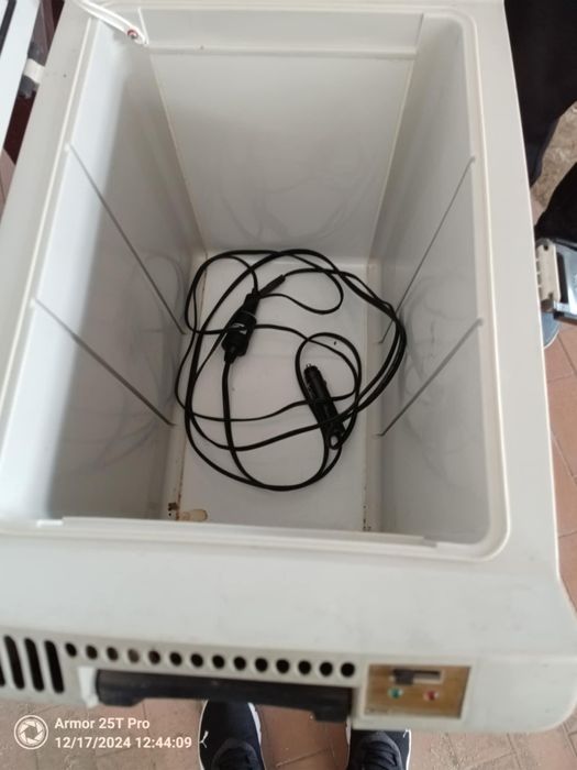 Хладилник за кола бус и за камион