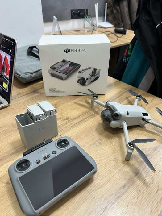 Дрон Dji mini 4 pro