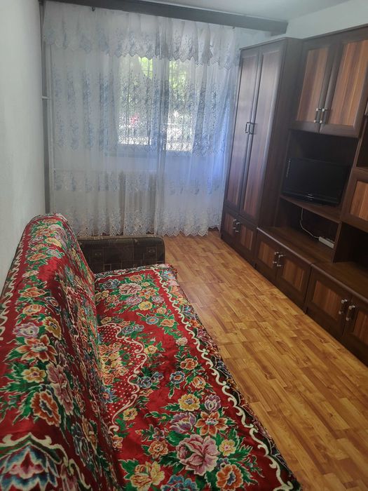 Vând apartament in București,3 camere zona Nicolae Grigorescu