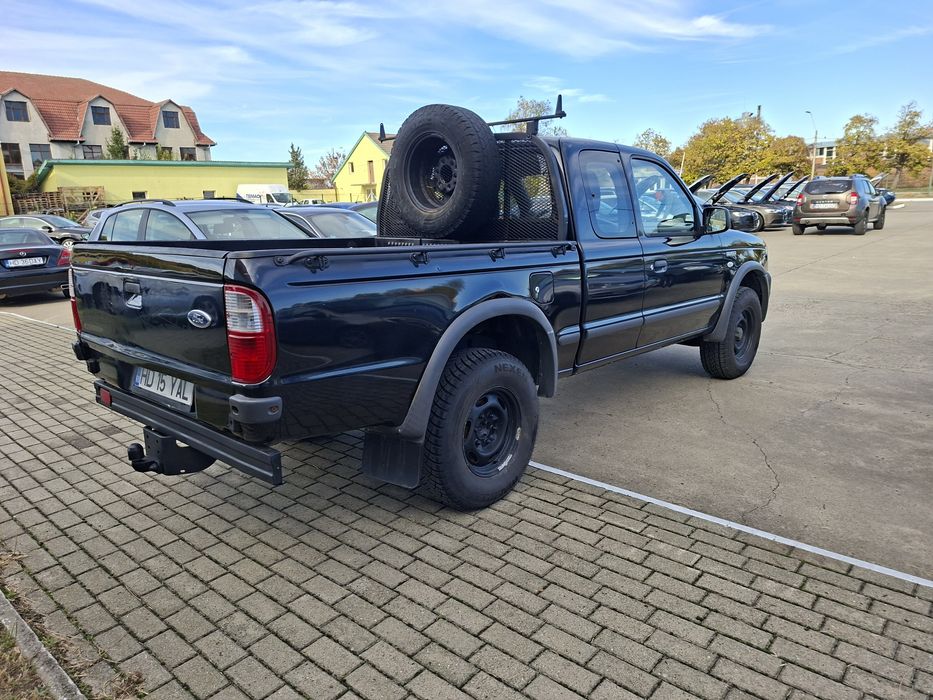 Vând Ford Ranger 4x4 Climă