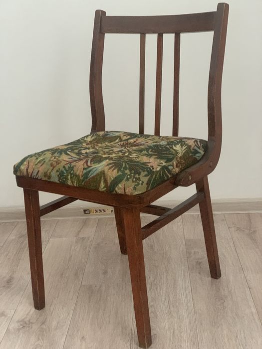 Продам стулчик за 3000 тг