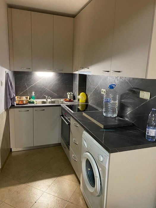 Дава се под наем Тристаен апартамент в Габрово, Център - 100 кв.м за 448.8 € - Снимка #21