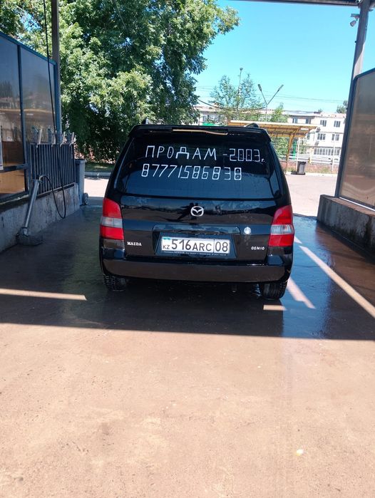 Машина продаю Мазда DEMIO