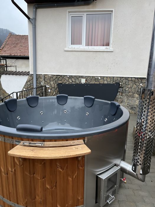 ciubar jacuzii fibra