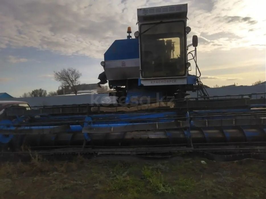 Комбайн Енисей 1200