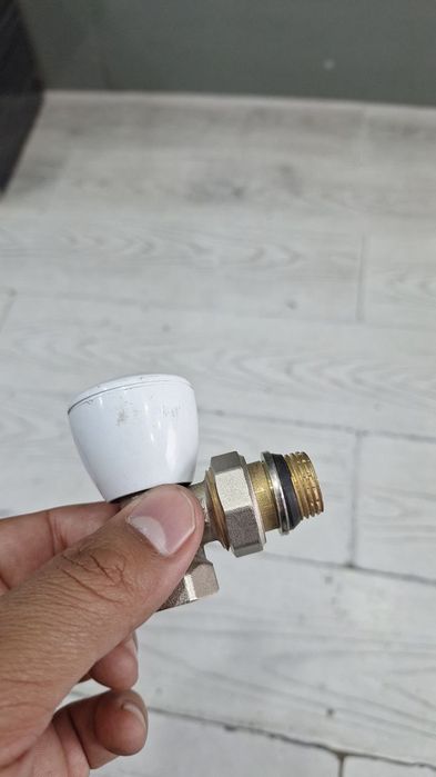 Радиатор краны пластмассавий аргинал