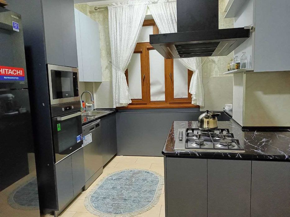 Продаётся большая квартира дуплекс