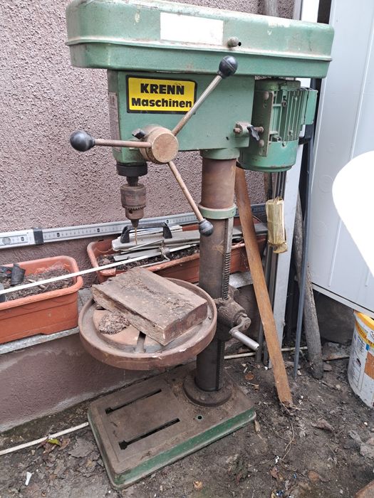 Vand mașina de găurit de banc