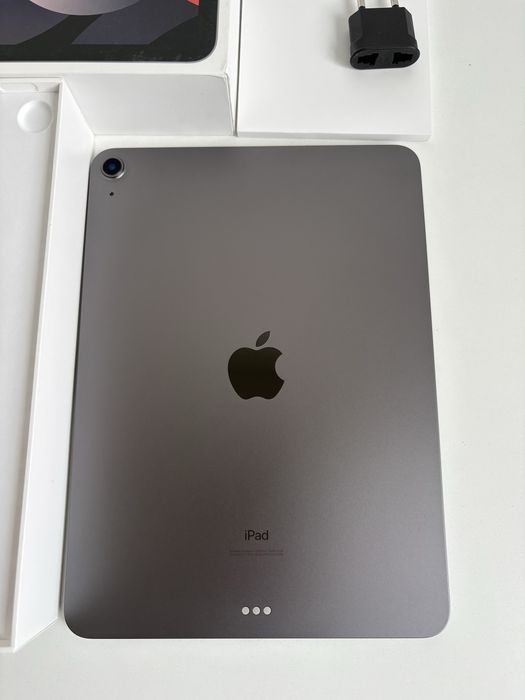 Продам iPad Air 4 (64gb) Wi-Fi
