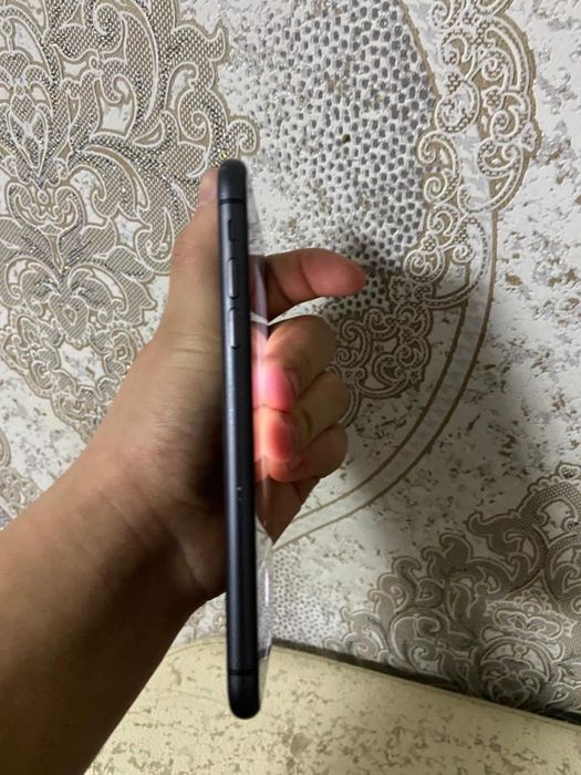 Прадам айфон 128гб