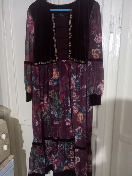 Продам шикарное дорогое Платье