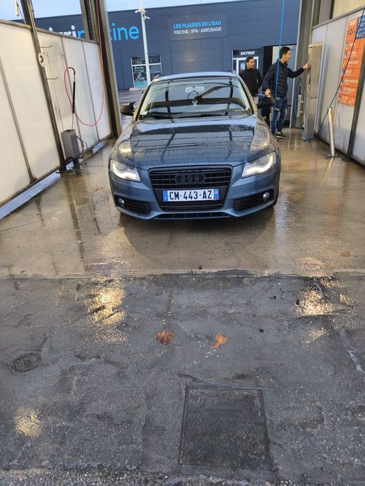 V/SAU schimb Audi A4 B8 break foarte curat