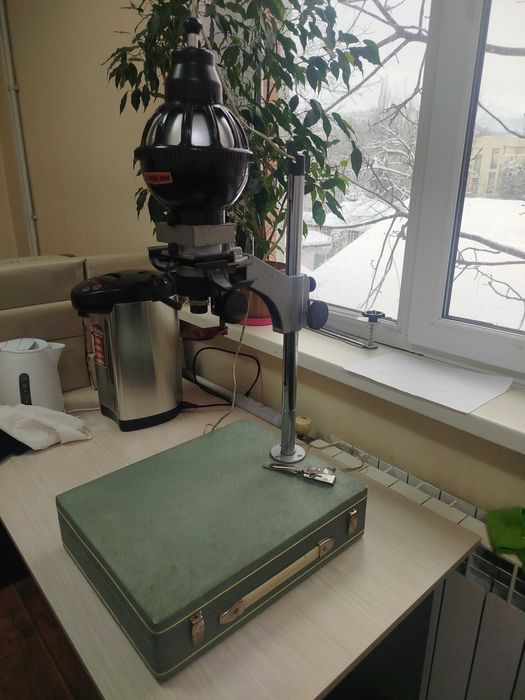 Продам фотоувеличитель УПА 5М б/у