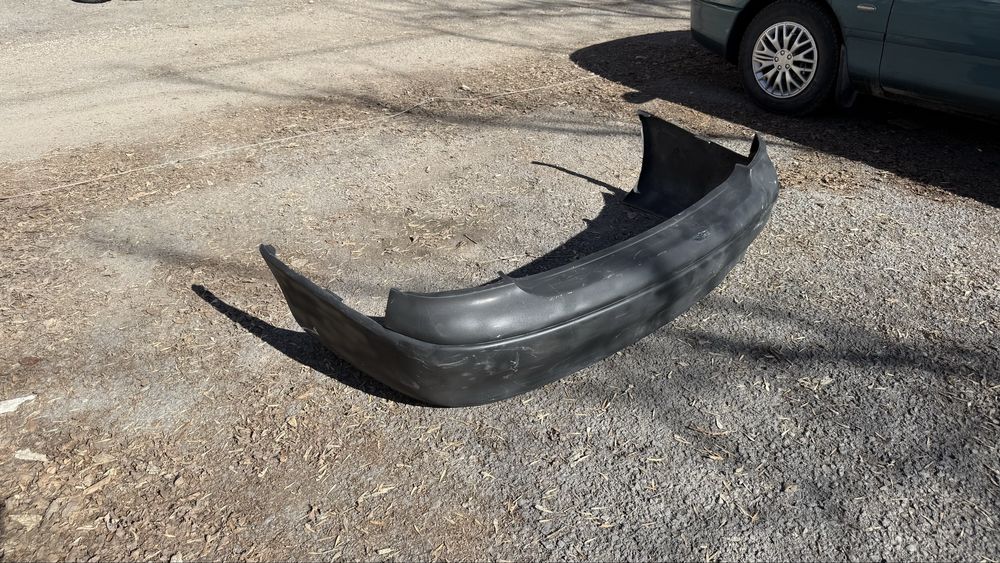 Бампер задний Mazda 626 Cronos