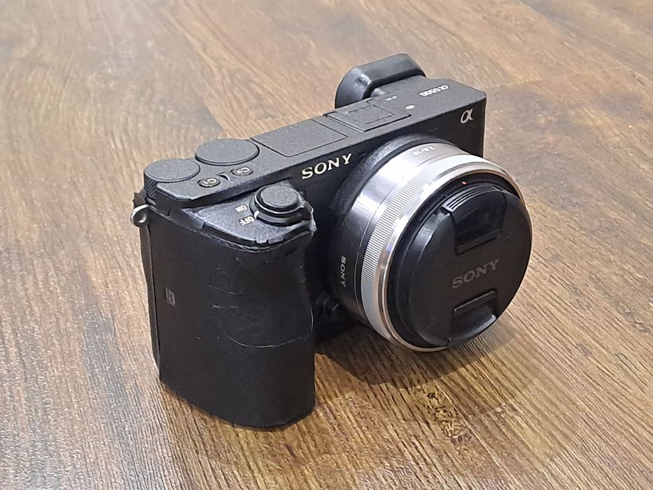 Продам Sony 6500 16mm f/2.8