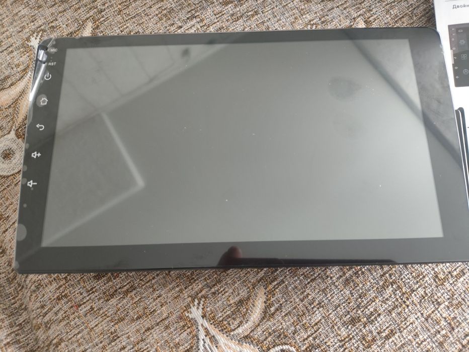 Продам новую автомагнитолу