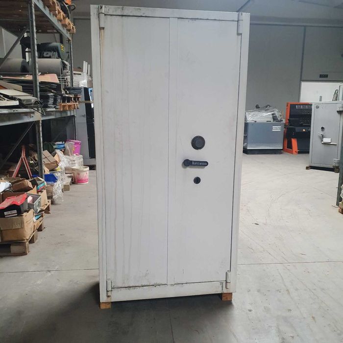 Dulap metalic cu seif