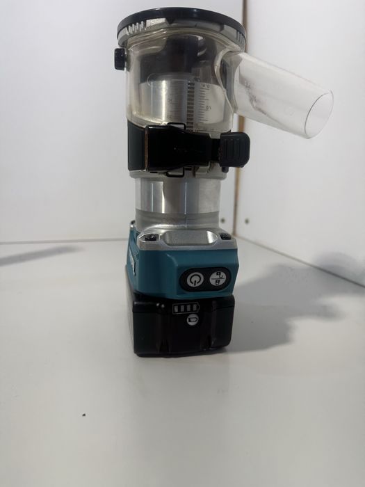 Makita DRT 50 masina de frezat