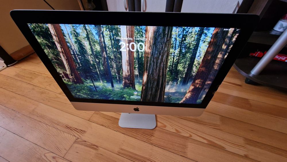 Apple iMac 2019 21,5" 4K с транспортна щета