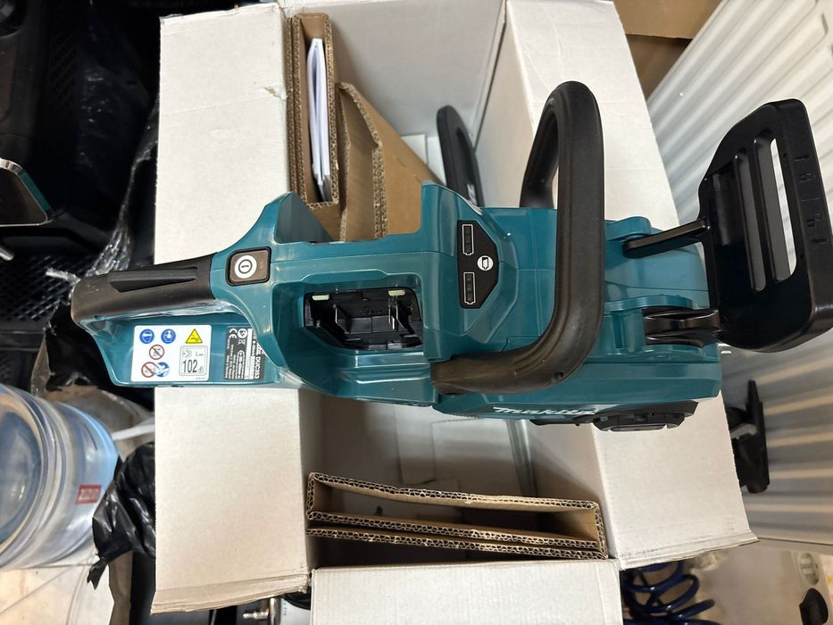 Fierastrau cu lanț Makita DUC353