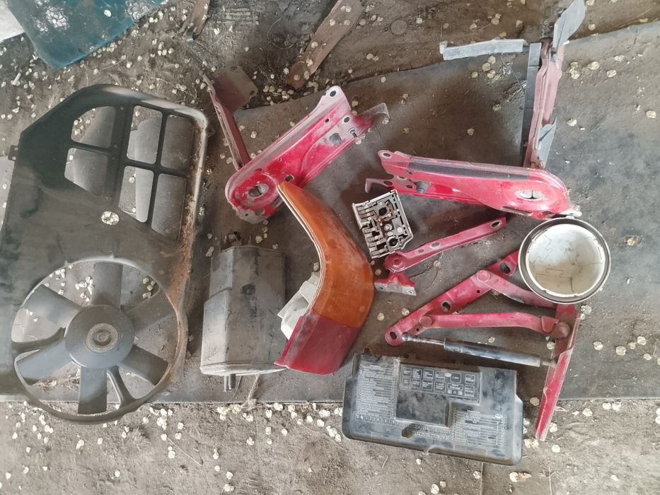 Запчасти на ауди 80 б3