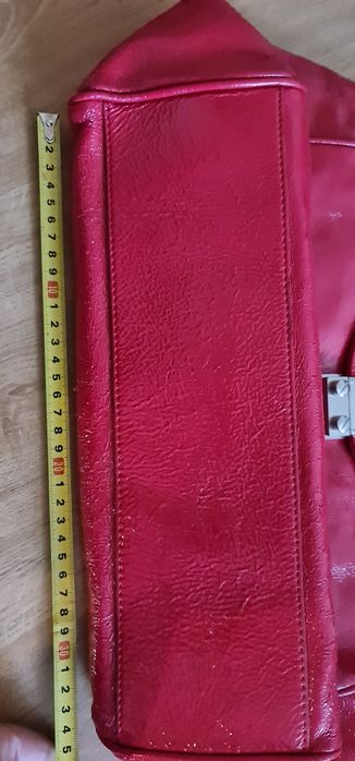 Кокетна чанта от естествена кожа