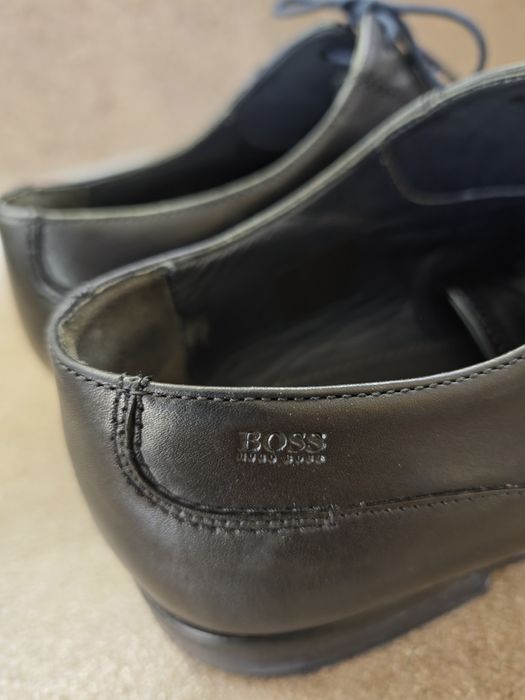 Hugo boss кожени официални обувки 43