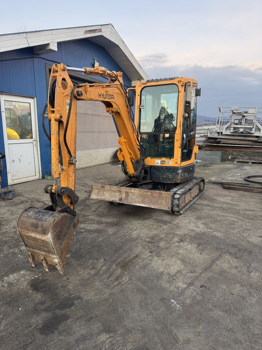 Miniexcavayor HYUNDAI ROBEX25