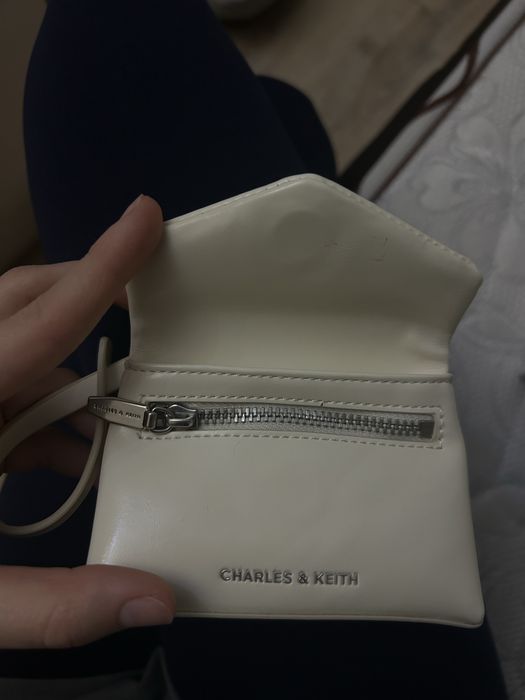 Мини сумка CHARLES & KEITH