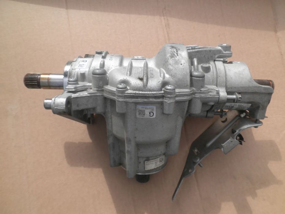 Cutie transfer / grup fata BMW X1 F48 2.0 Xdrive 7646908 764690809 PO764688909