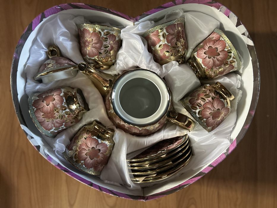 Продам Чайный сервиз