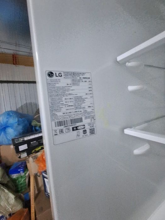 Продам холодильник