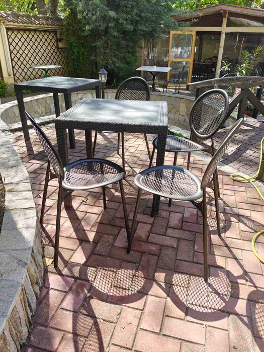 Метални столове за градина / заведение